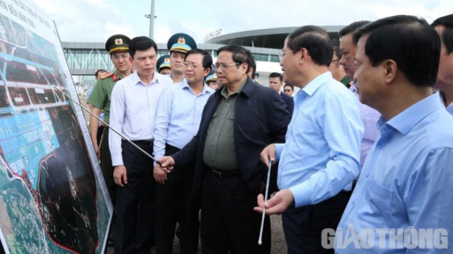 Thủ tướng: Sớm hoàn thiện đề án đầu tư CHK Phù Cát theo hình thức PPP